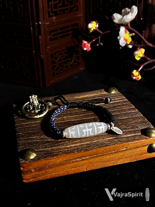 Infinity Dzi Bead Bracelet