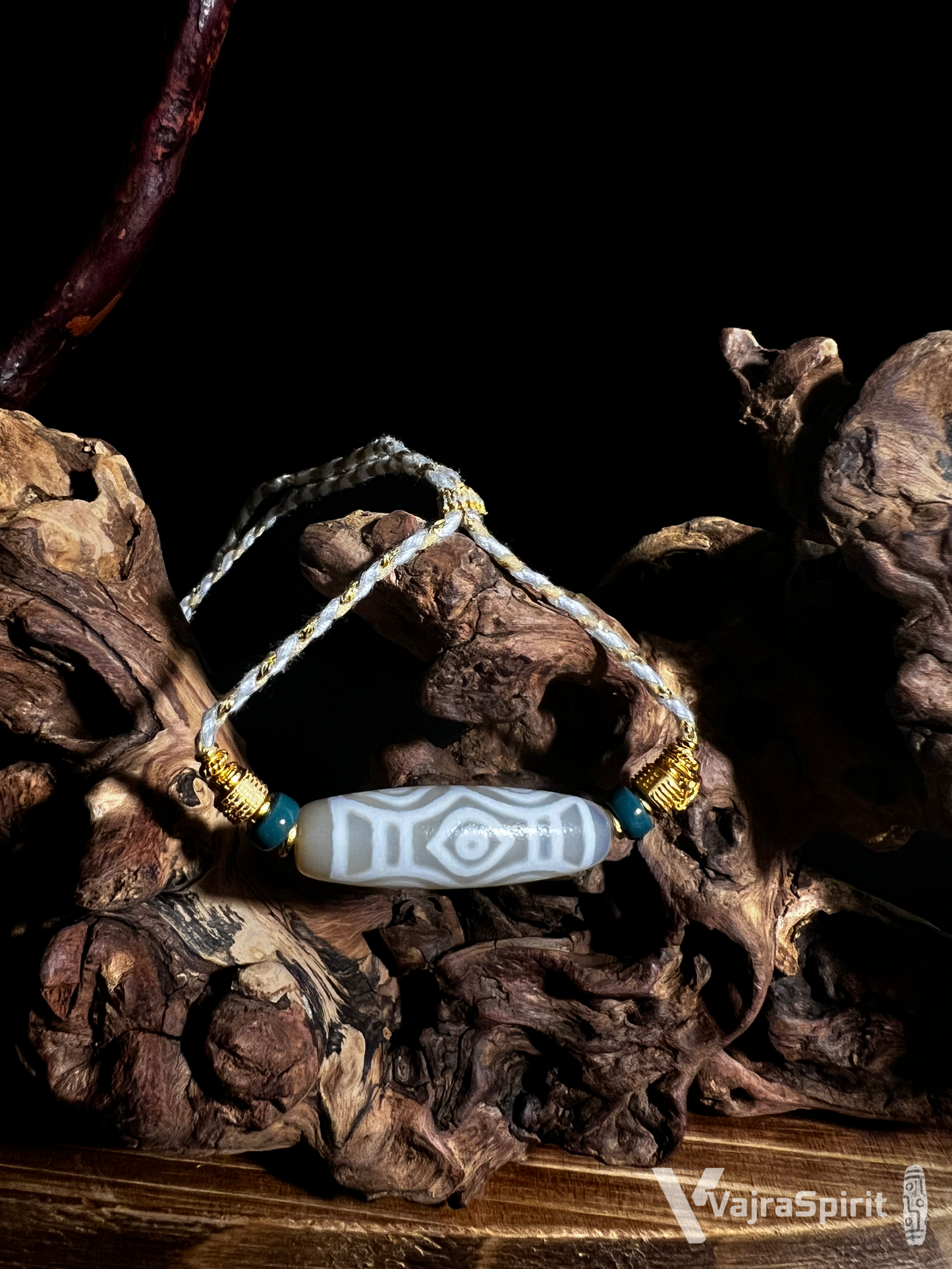 Dragon Six-Eyes Dzi Bead Necklace