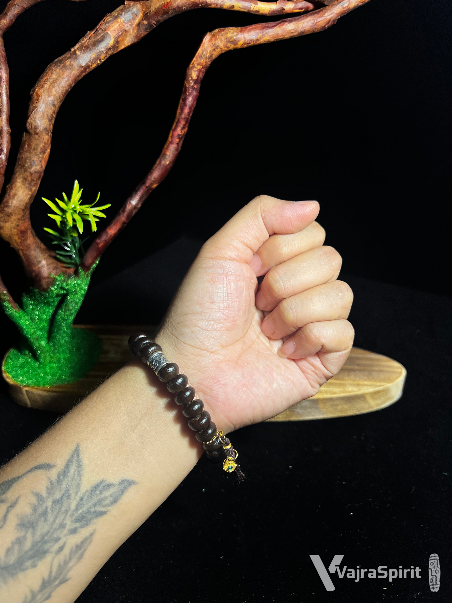 Tiger Tooth Dzi & Alms Bowl Bracelet