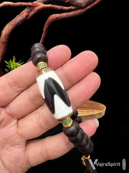 Tiger Tooth Dzi & Alms Bowl Bracelet