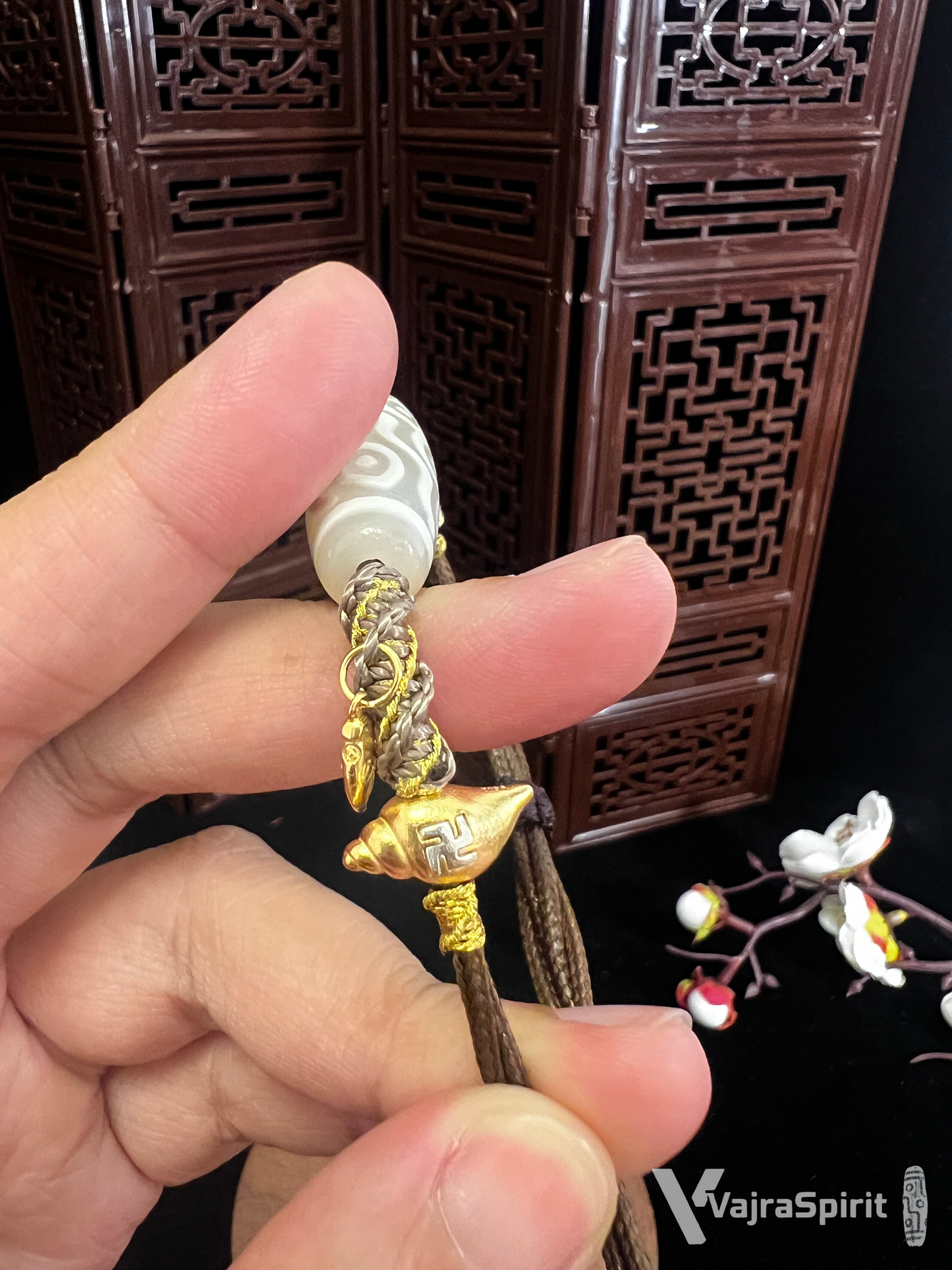 Phoenix Eye & Nine-Eyes with Swastika Conch Silver Pendant