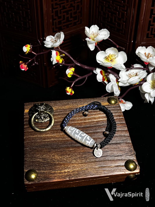 Infinity Dzi Bead Bracelet