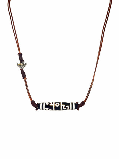 Lotus Master Three-Eyes Dzi Bead